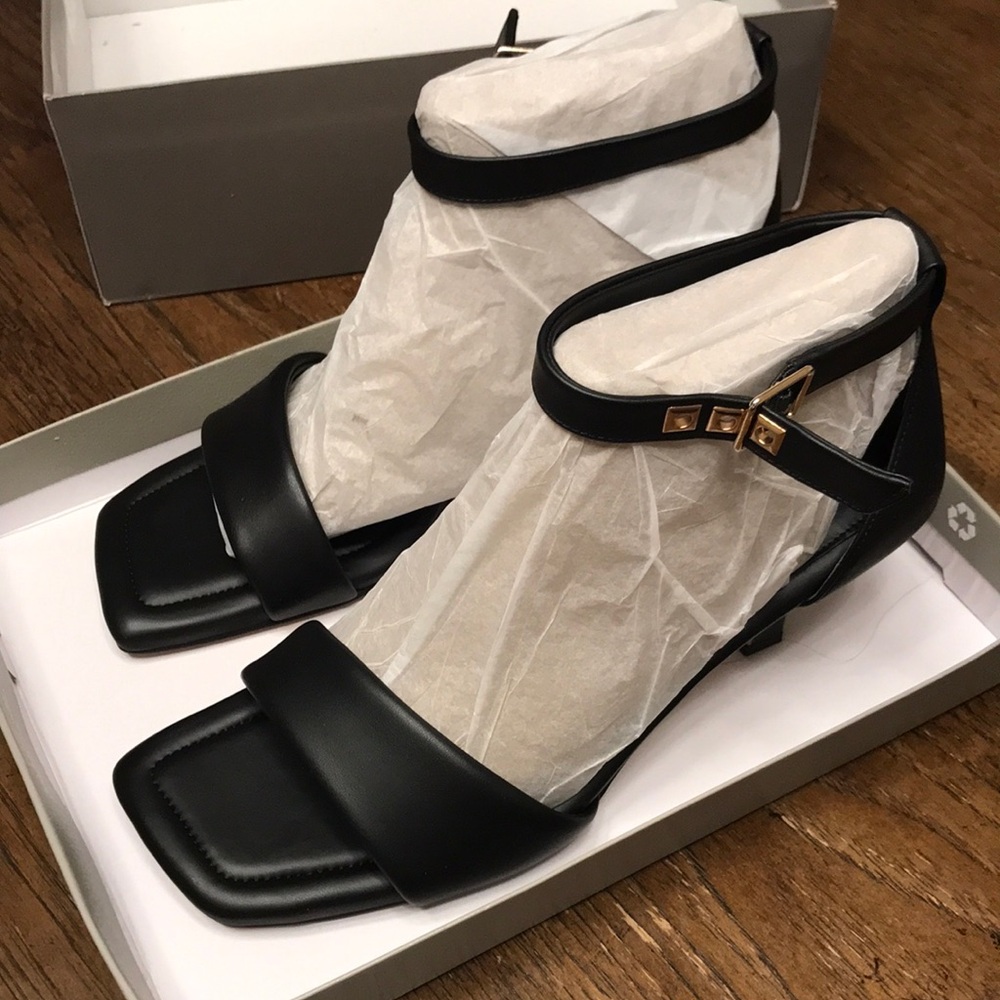 Elegant Black Women's Sandals